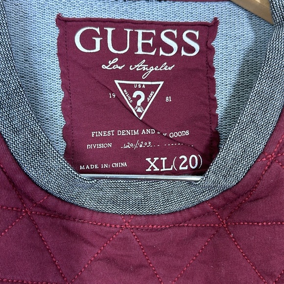 Guess Junior Sweatshirt Sweater Sz XL (20 junior) - Picture 3 of 6